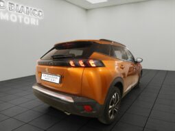 
										Peugeot 2008 Allure 1.5 BlueHDi 130CV full									