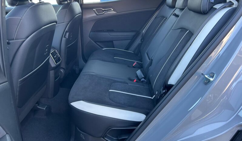 
								KIA SPORTAGE full									