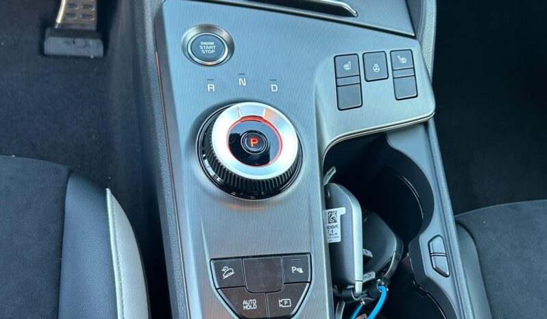 
								KIA SPORTAGE full									