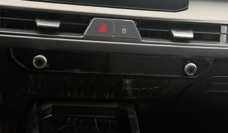 
								KIA STONIC 1.0 full									